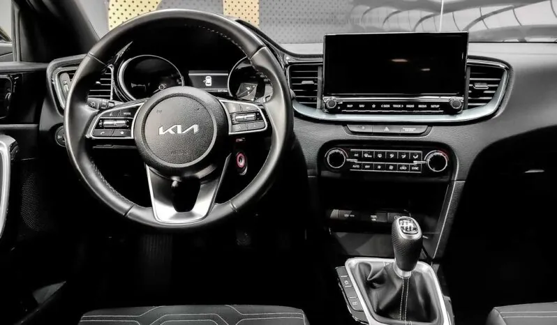 								Kia Ceed full									