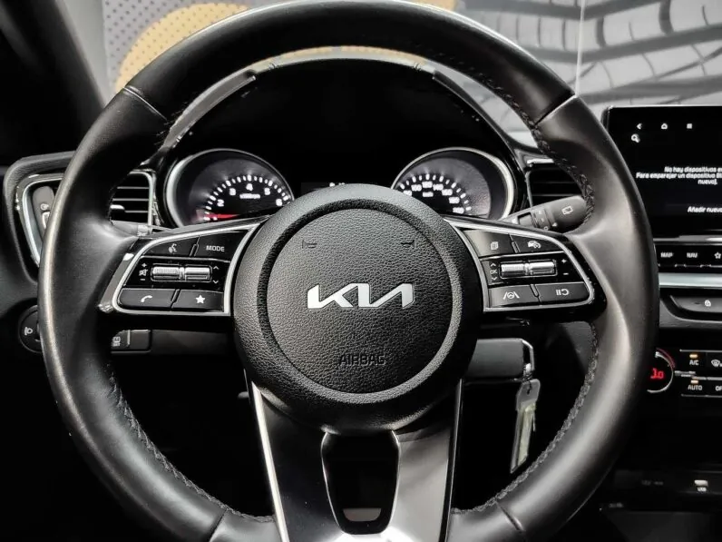 								Kia Ceed full									