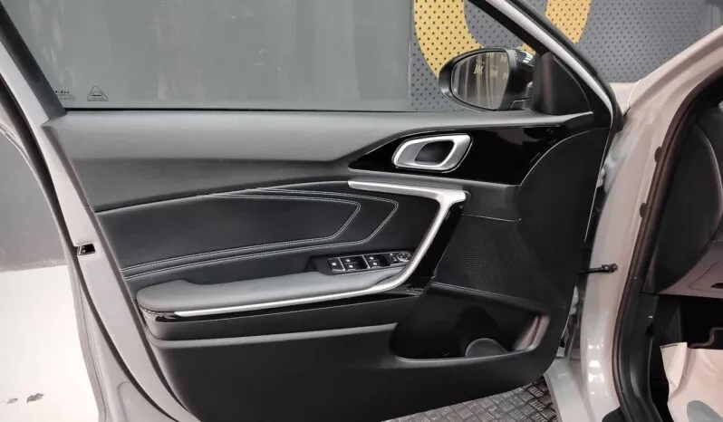 								Kia Ceed full									