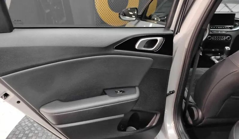								Kia Ceed full									