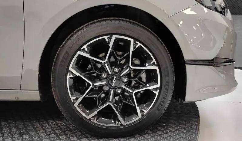 								Kia Ceed full									