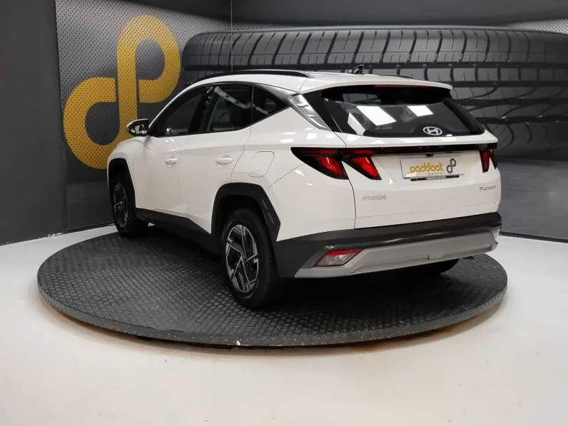 								Hyundai Tucson full									