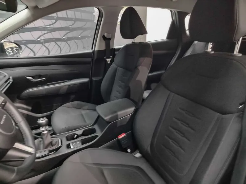 								Hyundai Tucson full									