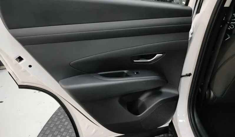 								Hyundai Tucson full									