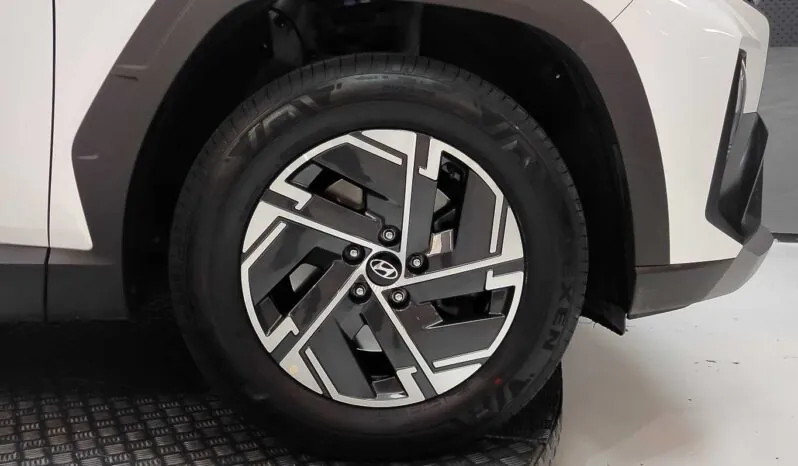 								Hyundai Tucson full									