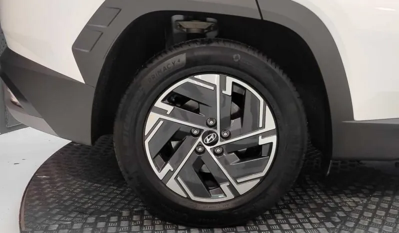 								Hyundai Tucson full									