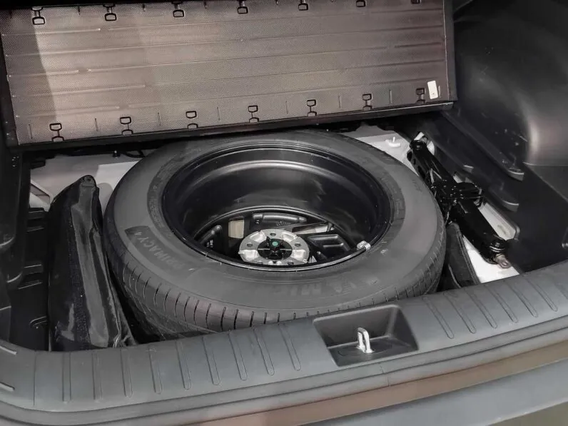 								Hyundai Tucson full									