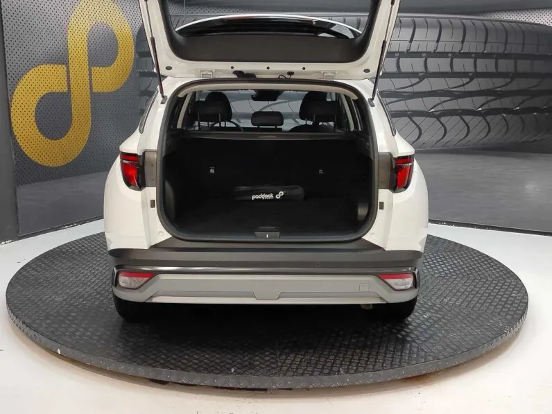 								Hyundai Tucson full									