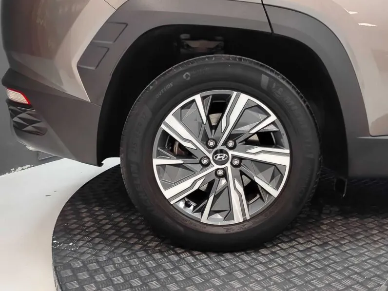 Hyundai Tucson full