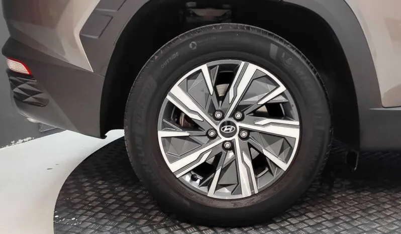 Hyundai Tucson full