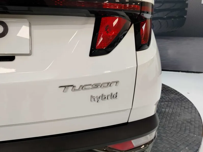 								Hyundai Tucson full									