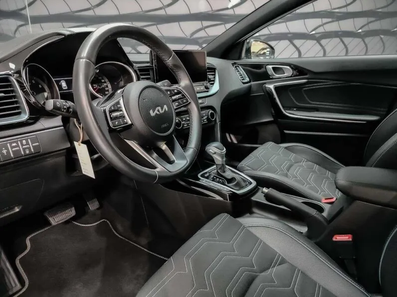 								Kia Ceed full									