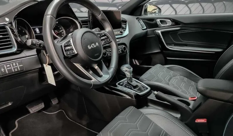 								Kia Ceed full									