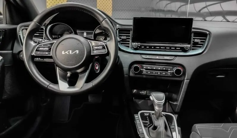 								Kia Ceed full									