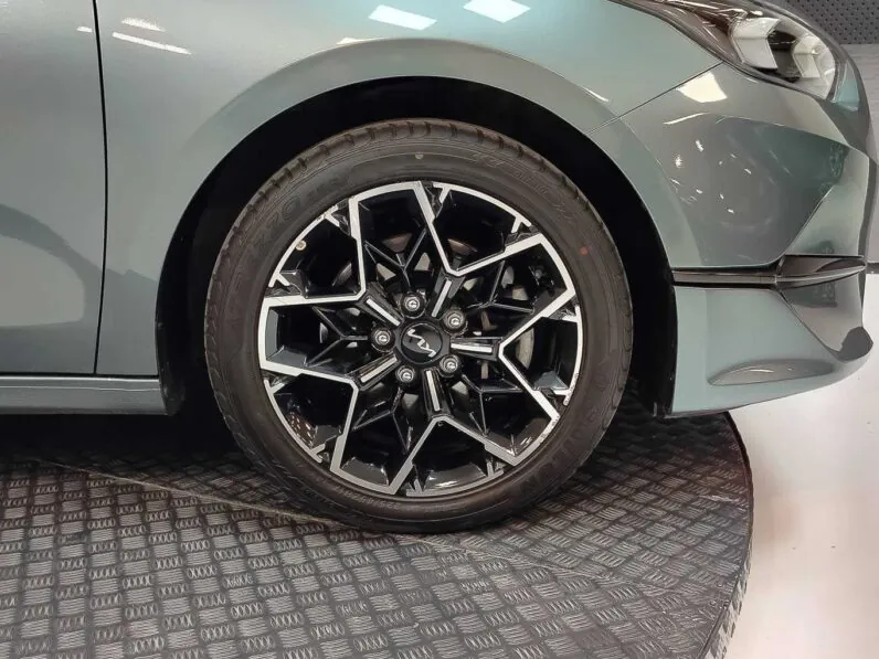 								Kia Ceed full									