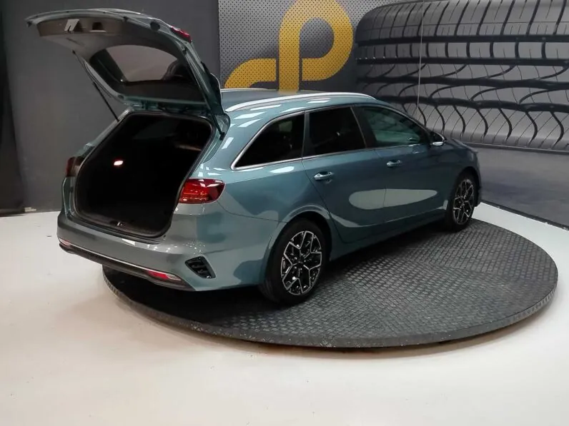 								Kia Ceed full									