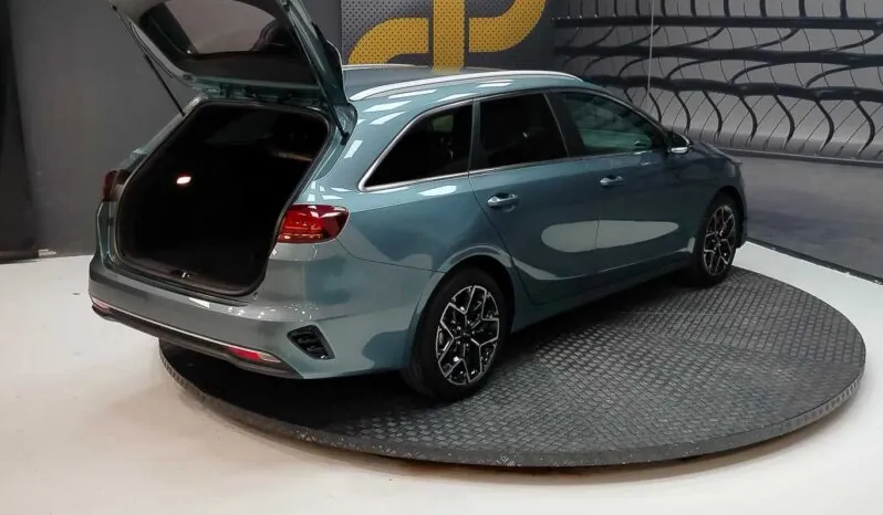 								Kia Ceed full									