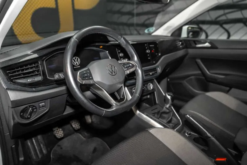 								Volkswagen Polo full									