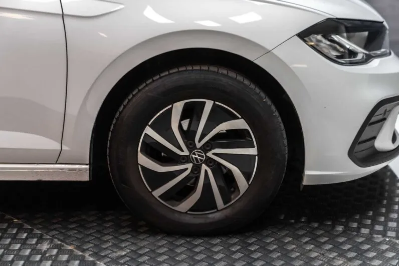 								Volkswagen Polo full									