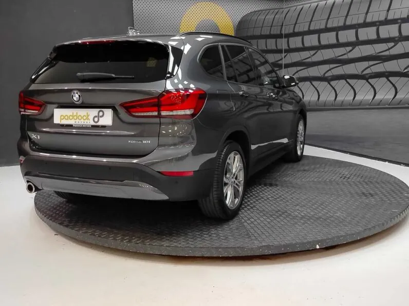 								BMW X1 full									