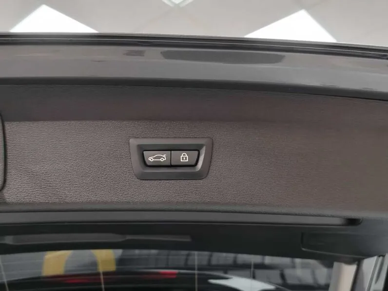 								BMW X1 full									
