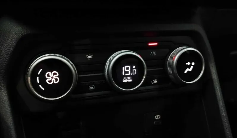 								Dacia Sandero full									