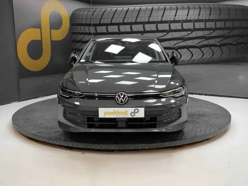 Volkswagen Golf full