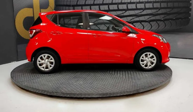 								Hyundai i10 full									