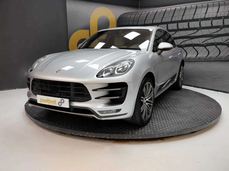 								Porsche Macan full									