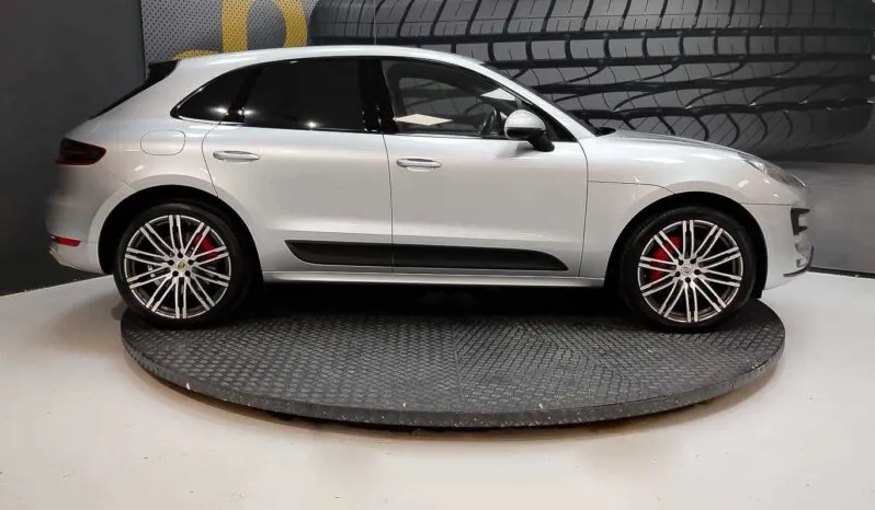 								Porsche Macan full									