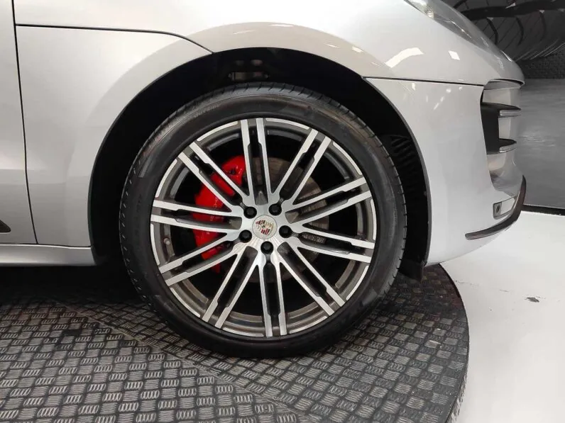								Porsche Macan full									