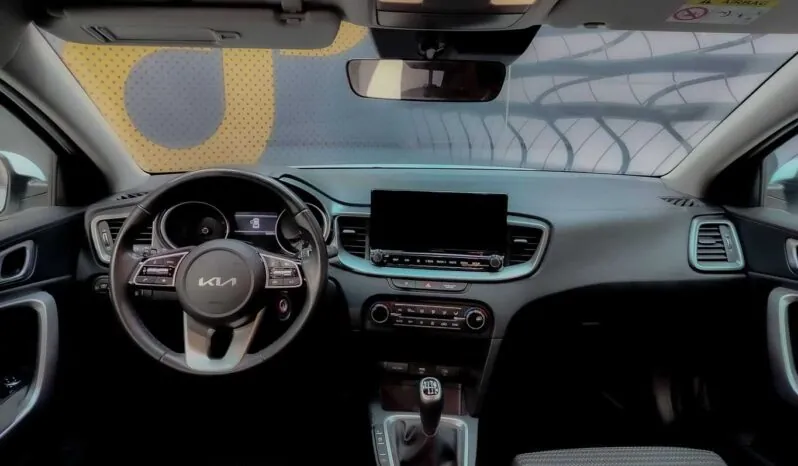 								Kia XCeed full									