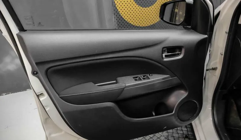 								Mitsubishi Spaceclass full									