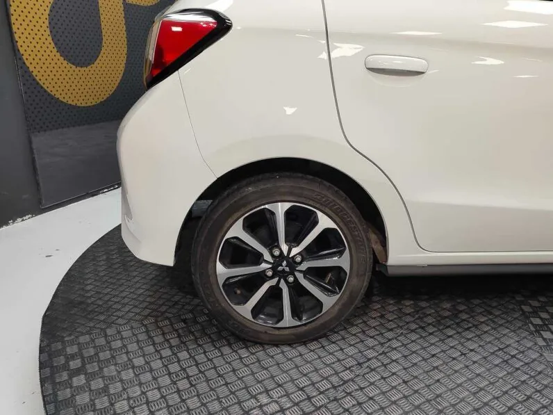 								Mitsubishi Spaceclass full									